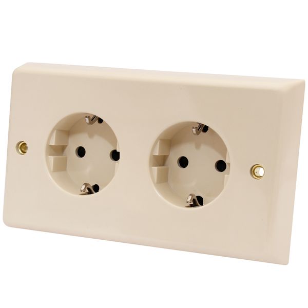 Double Euro Socket in Cream